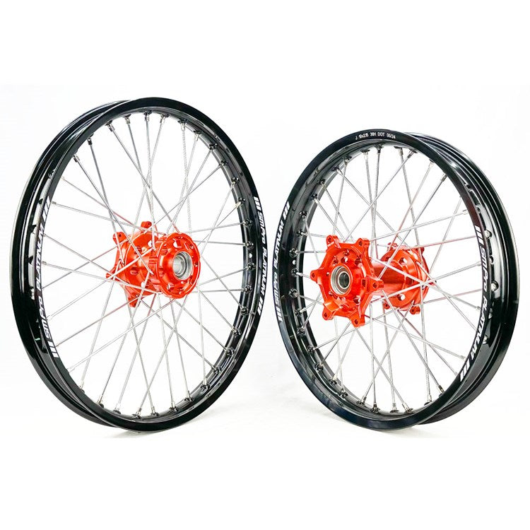 SM PRO PLATINUM WHEEL SET KTM EXC/EXCF 2024-2025 ORANGE HUB BLACK RIM