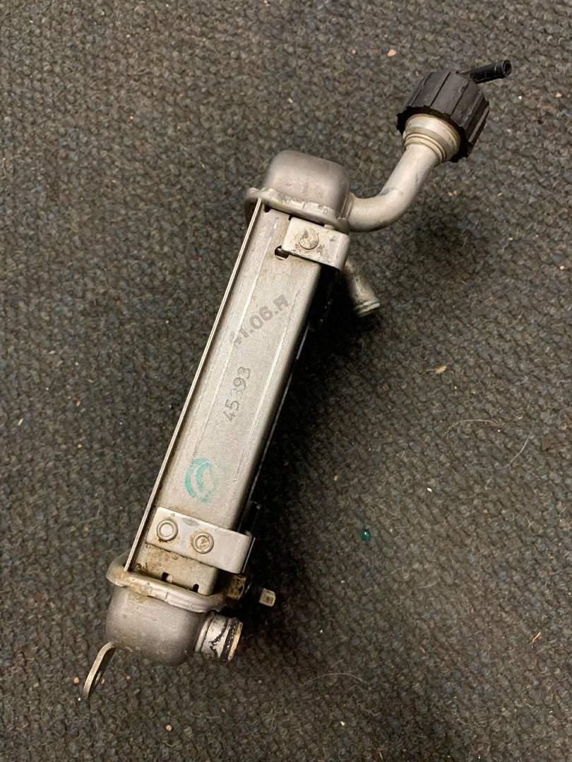 USED BETA REV3 RADIATOR WITH CAP