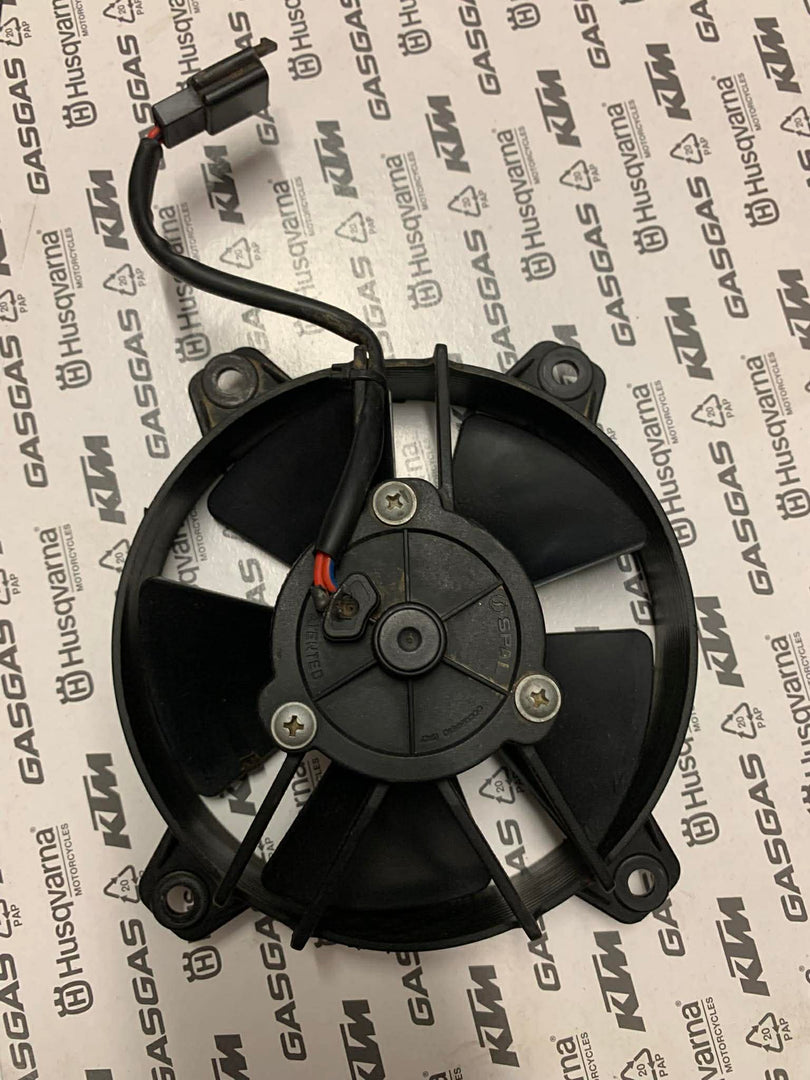 USED BETA TECHNO REV3 REV4 EVO & TRS  SPAL TRIALS RADIATOR FAN UNIT