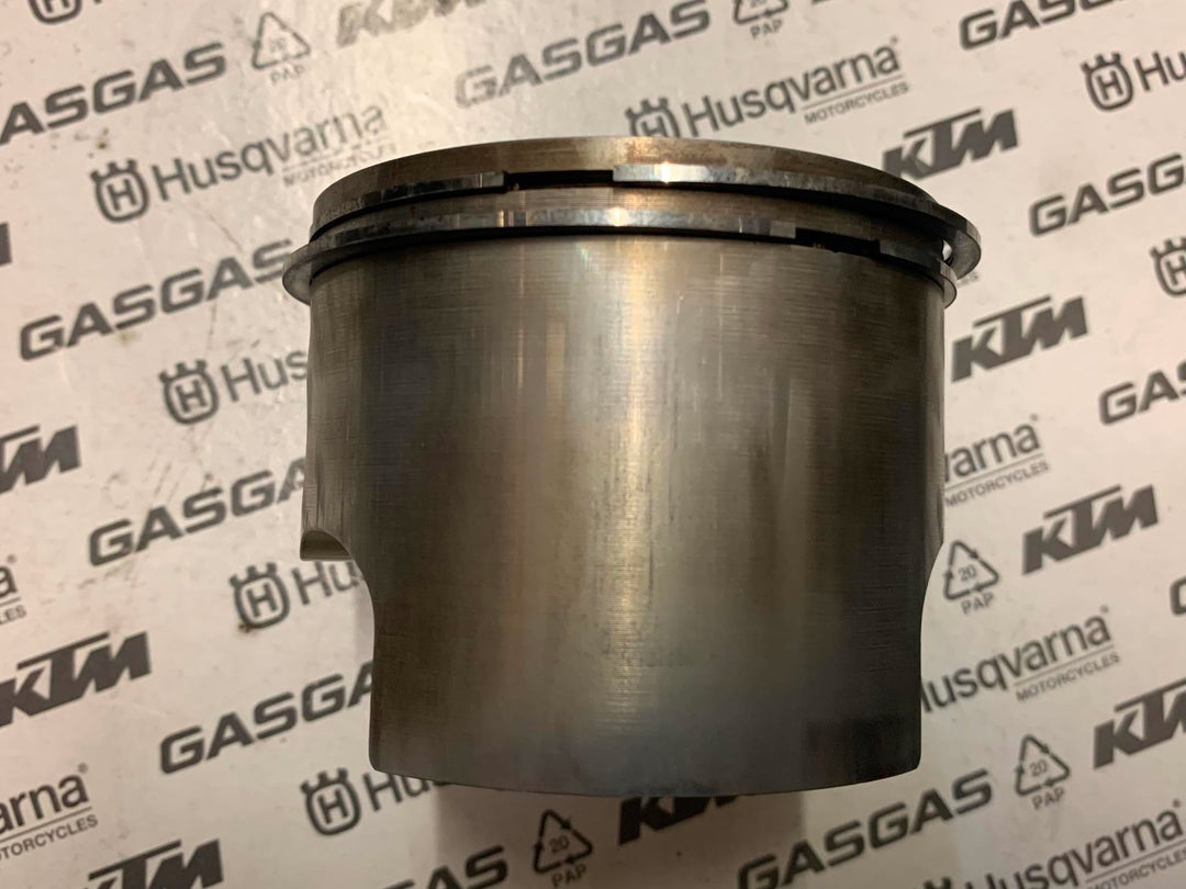 USED GAS GAS TXT PRO 300cc CYLINDER,HEAD AND PISTON KIT