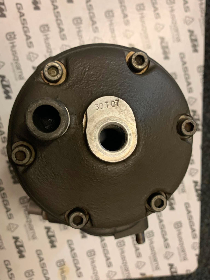 USED GAS GAS TXT PRO 300cc CYLINDER,HEAD AND PISTON KIT