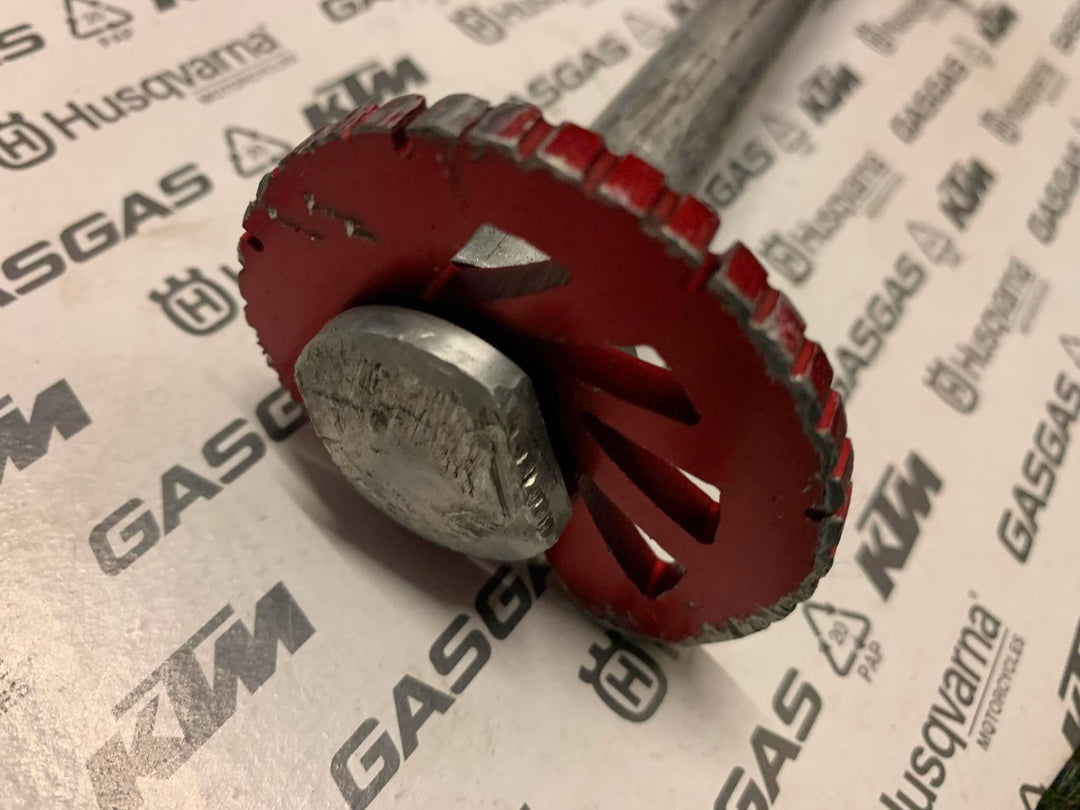 USED 2006 TO 2014 GAS GAS ALLOY REAR WHEEL SPINDLE AXLE WITH CAMS AND NUT