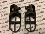 Load image into Gallery viewer, USED JITSIE STEEL TRIALS FOOTRESTS 1PR