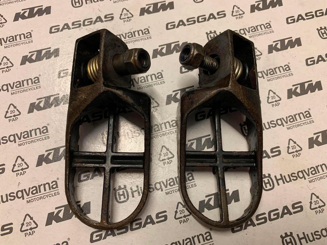 USED JITSIE STEEL TRIALS FOOTRESTS 1PR