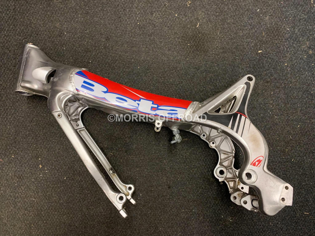 USED 2007 BETA REV3 250 FRAME WITH SIDE ARMS