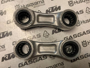 BETA EVO DOG BONE LOWER LINKAGE ARMS ASSEMBLY 1PR