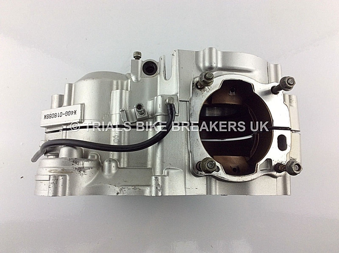 YAMAHA TYZ250 TY250Z SCORPA SY250  ENGINE CRANKCASES  CRANK CASES 1PR WITH BOLTS - Trials Bike Breakers UK