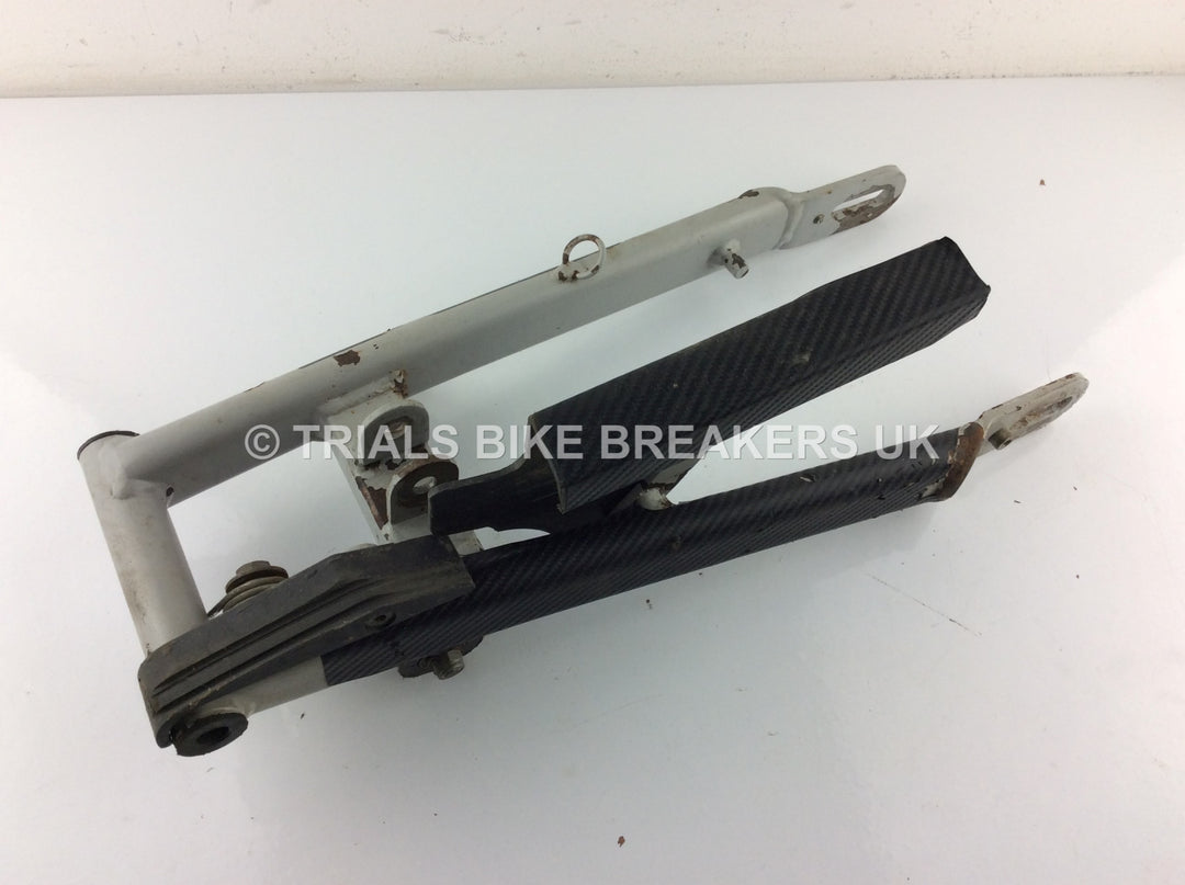 BETA MINI TRIAL SWINGING SWING ARM WITH SIDE STAND AND CHAIN TENSIONER
