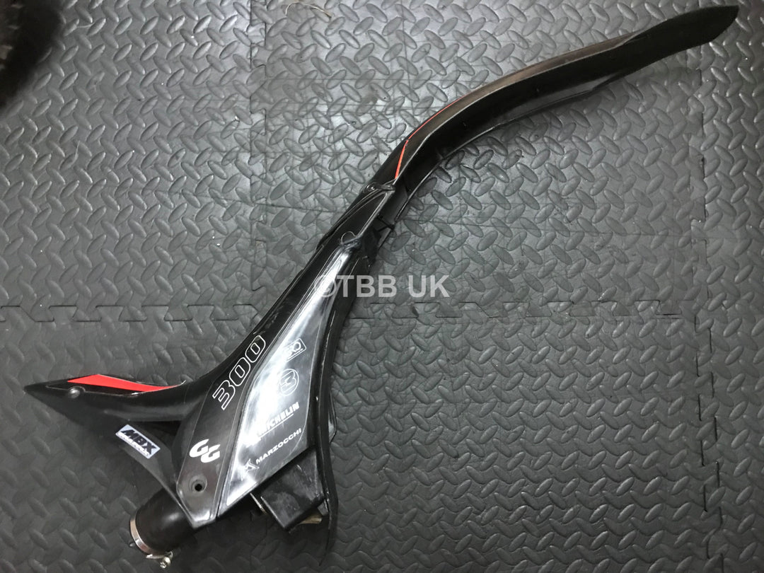 2002>2010 GAS GAS PRO AIR BOX ASSEMBLY WITH FILTER & REAR MUDGUARD