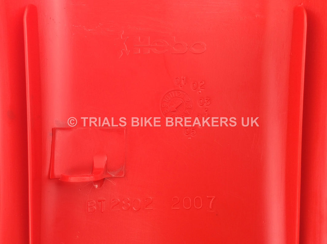 GENUINE 2002>2010 GAS GAS PRO REAR MUDGUARD FENDER RED