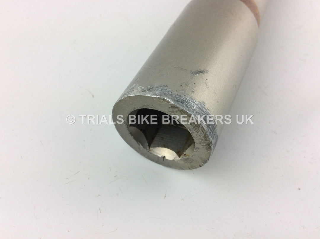 GAS GAS PRO FRONT WHEEL AXLE SPINDLE WITH BOLT TO SUIT MARZOCCHI FORKS