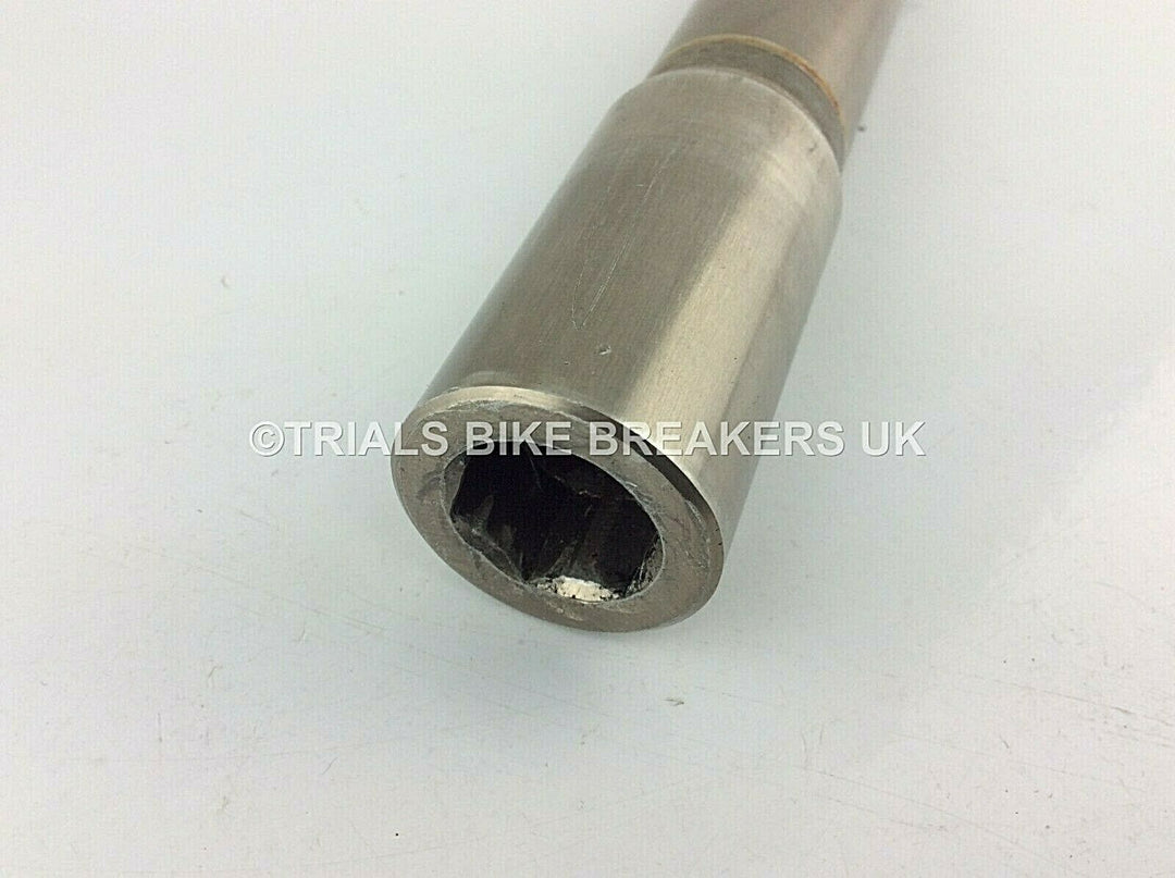 GAS GAS PRO OSSA FRONT WHEEL AXLE SPINDLE WITH BOLT TO SUIT MARZOCCHI FORKS