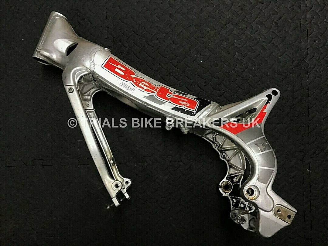 2006 BETA REV3 125 FRAME WITH SIDE ARMS